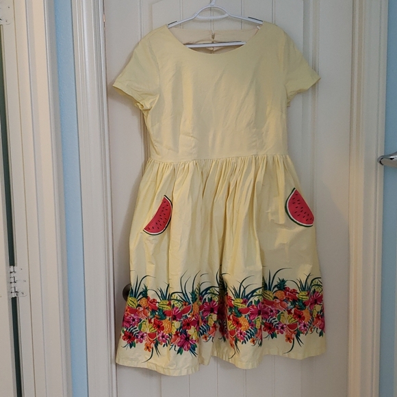 Lindy Bop Dresses & Skirts - Lindy bop tropical fruit dress